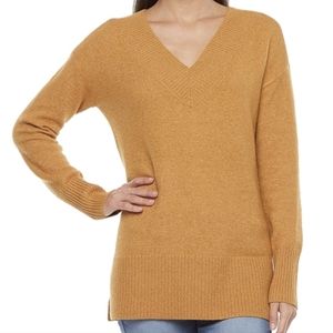 NWT a.n.a Womens V Neck Long Sleeve Pullover Sweater